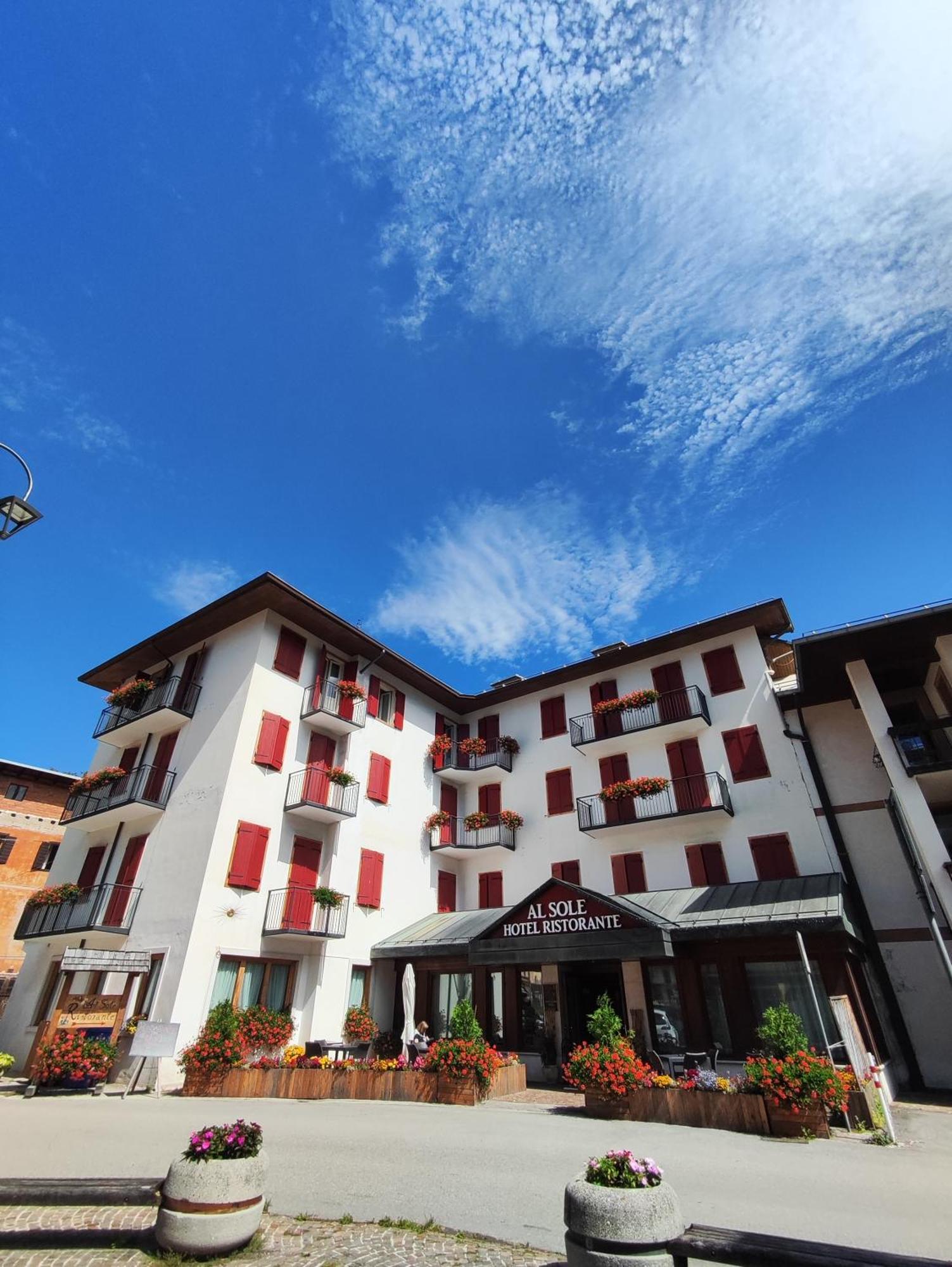 Al Sole Hotel Ristorante Dal 1870 Pieve di Cadore Exteriör bild